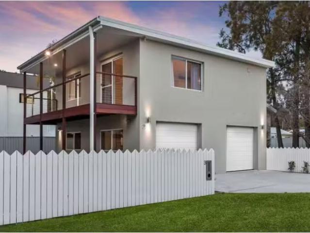 Cozy 3 Lucinda Avenue, Killarney Vale Apartment for rent List.
