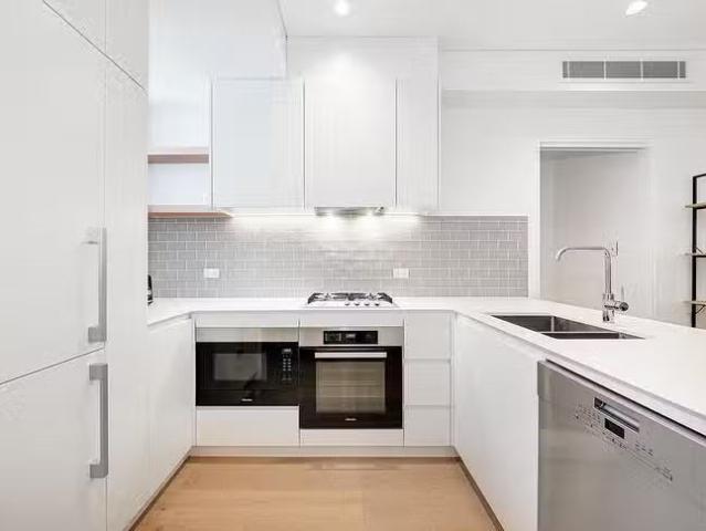 New 104/110 Bronte Road, Bondi Junction, NSW 2022
