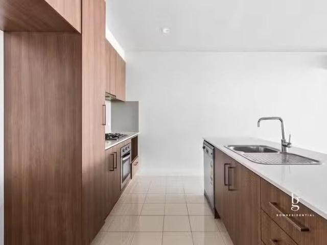 Charming 104/84 La Scala Ave, Maribyrnong VIC 3032