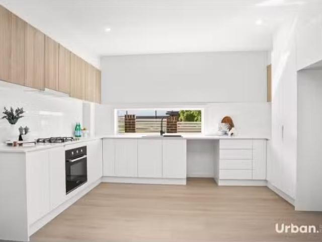 Nice 104 Araluen Terrace, Tullimbar House for rent Listed by.