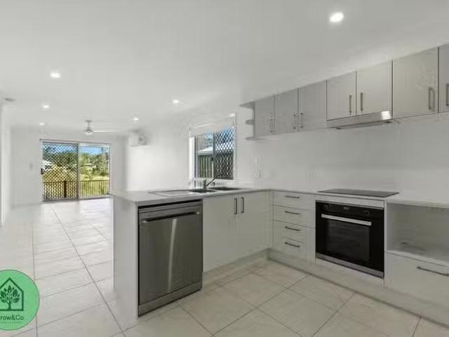 Charming 104 Hallstatt Avenue, Jimboomba, QLD 4280