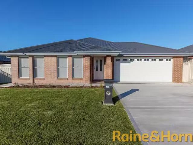Rental! 106 Champagne Drive, Dubbo, NSW 2830