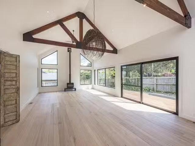 Rental! 106C Merrigang Street, Bowral, NSW 2576