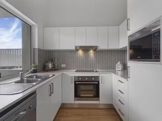 Deal! 10/7 Selborne Street, Mount Gravatt East, QLD 4122