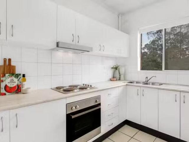 Nice 10/7 9 Paine Street, Kogarah, NSW 2217