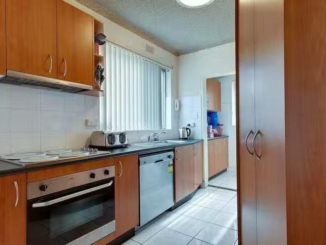 Deal! 10/9 Hart Street, Warwick Farm, NSW 2170