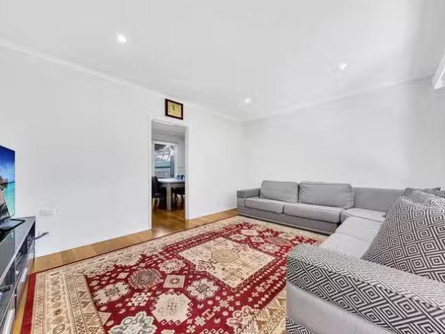 Cozy 109 Kitchener Street, Broadmeadows, VIC 3047