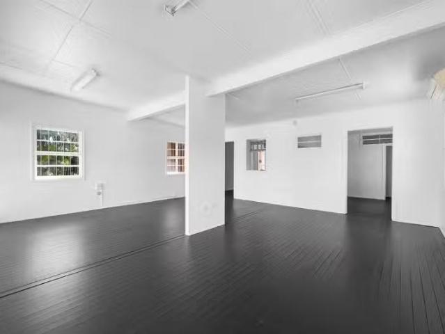 Charming 100 Oxley Avenue, Woody Point, QLD 4019 Retail for.