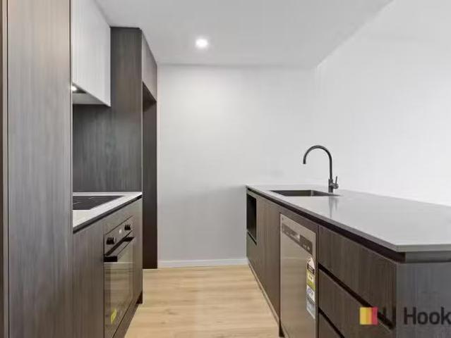 Deal! 1010/61 Camilleri Way, Gungahlin, ACT 2912