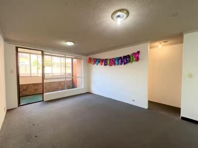 Charming 10/23 Campsie Street, CAMPSIE Apartment for rent Lis.