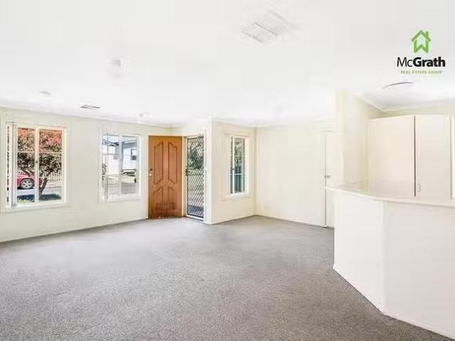 Rental! 10 Critten Avenue, Largs North, SA 5016