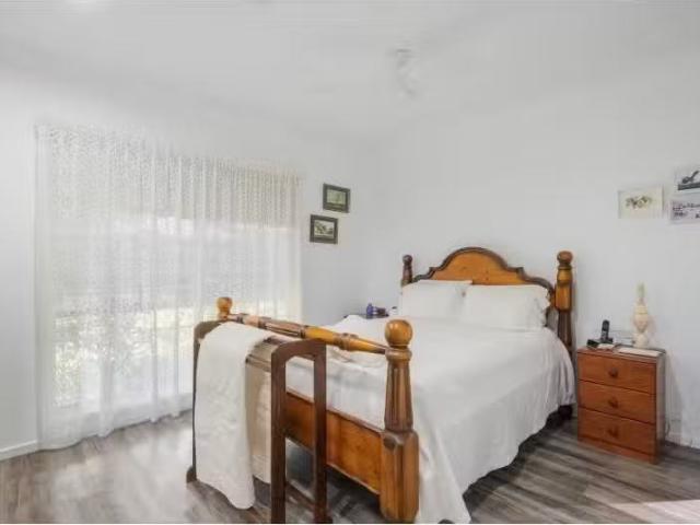 Cheap 10 Asquith Avenue, Singleton House for rent Listed by A.