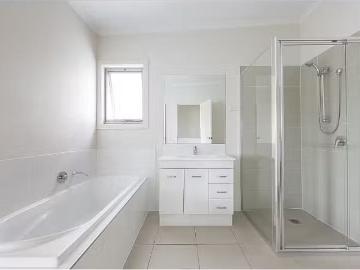 Just in! 10 Guboo St, Bonner Townhouse for rent Listed by Luk.