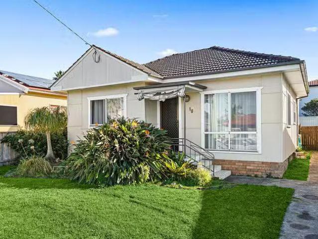 Deal! 10 Darley Street, Shellharbour, NSW 2529