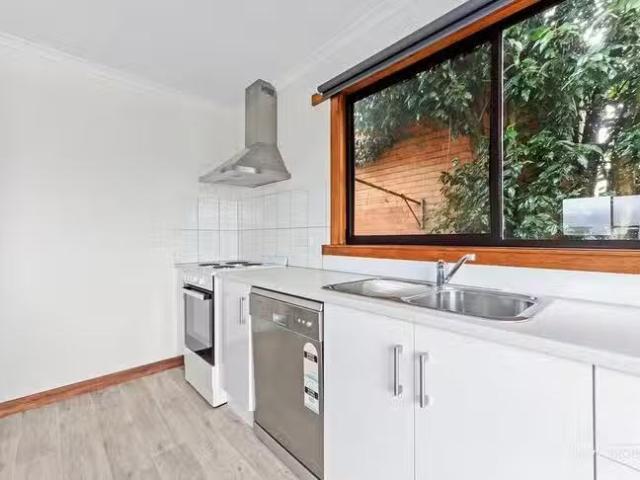 Cozy 10 Pedder Street, South Launceston, TAS 7249