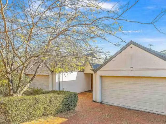 Unique 10 Pendeen Street, Golden Grove, SA 5125