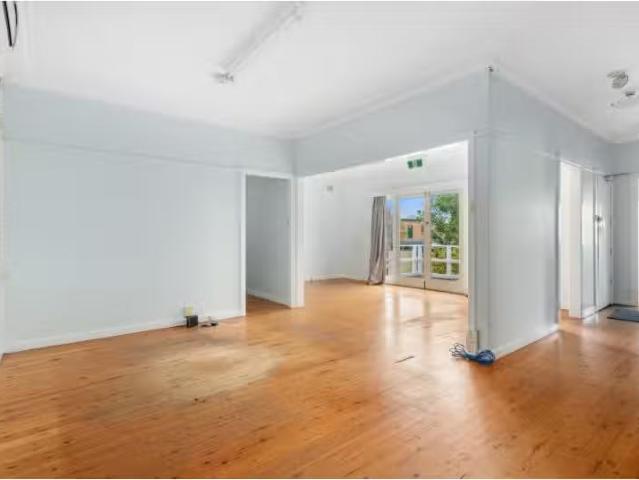 Cozy 10 White Street, Jannali House for rent Listed by Jack S.