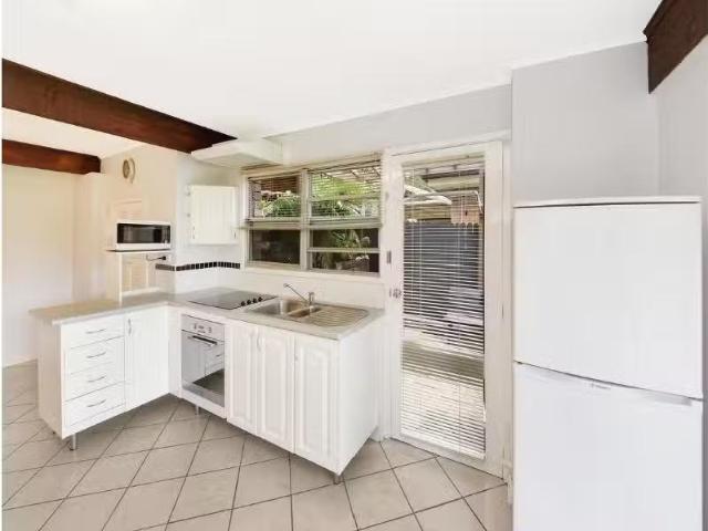 Just in! 10A Gooraway Place, BEROWRA HEIGHTS Apartment for ren.