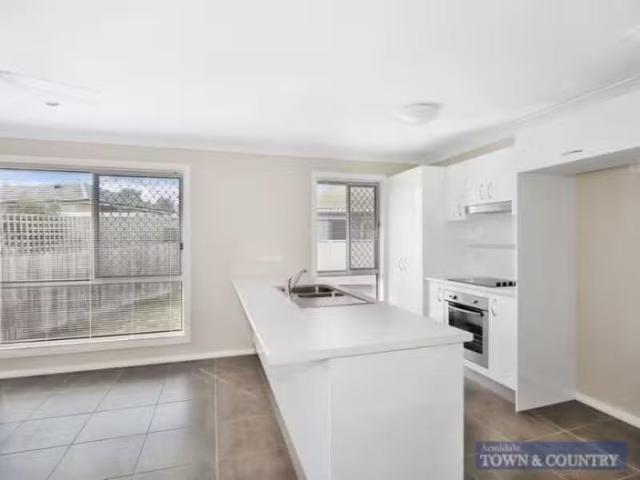 Nice 10C Earle Page Drive, ARMIDALE Apartment for rent Listed.