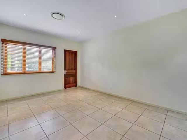 Cheap 11/43 Sixth Avenue, Windsor, QLD 4030
