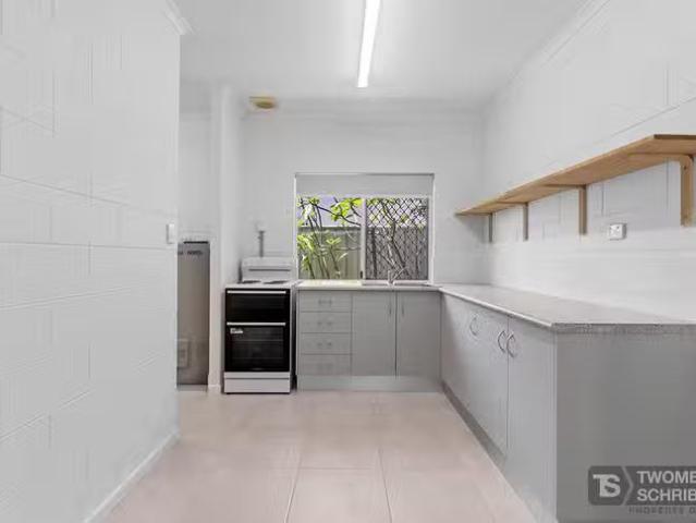 For Rent! 1/14 Bamboo Street, Holloways Beach, QLD 4878