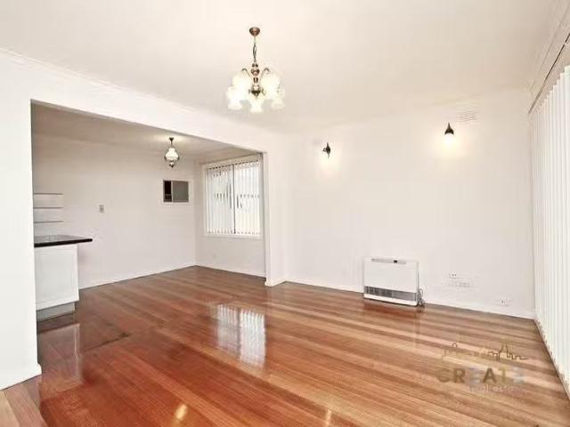 Rental! 1/168 Hilma Street, Sunshine West VIC 3020