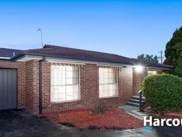 Cheap 1/16 Avalon Road, ROWVILLE, VIC 3178 House for Rent