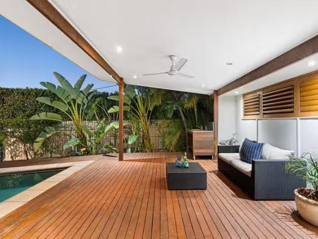 Unique 117 Cavendish Street, NUNDAH, QLD 4012 House for Rent