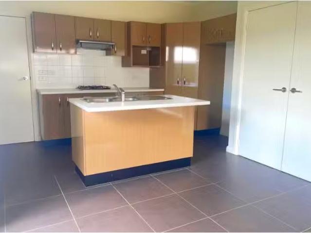 Cheap 1/189 Rocket Street, Bathurst Apartment for rent Listed.