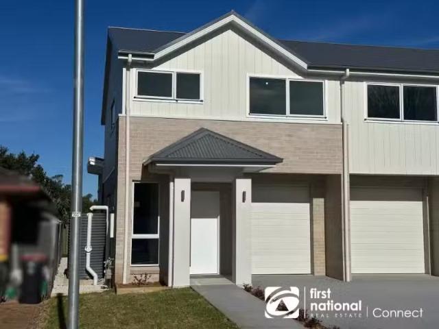 Nice 1/19 Castlereagh Road, HOBARTVILLE House for rent Listed.