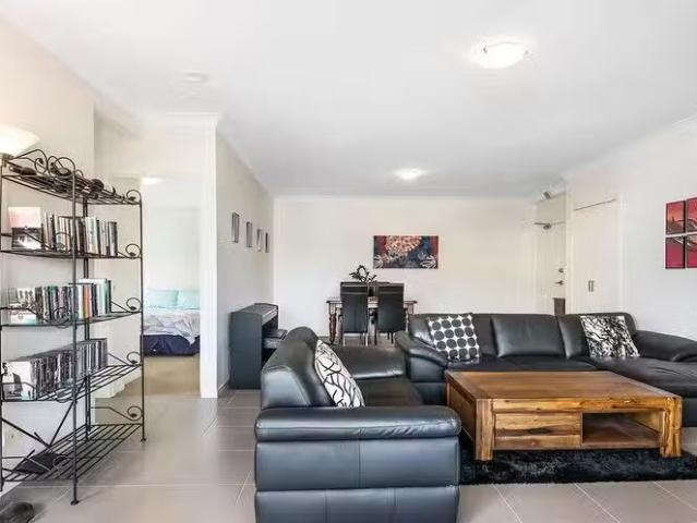 New 1/10 Raffles Street, Mount Gravatt East, QLD 4122
