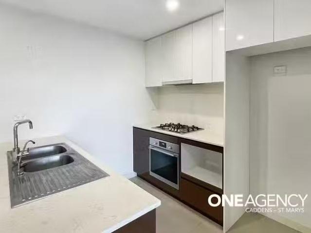Unique 11/12 Hope Street, Penrith, NSW 2750