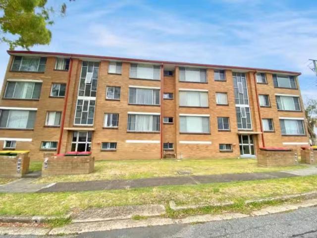 For Rent! 11/148 Teralba Road, Adamstown Apartment for rent L.