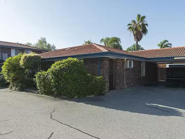 Unique 11/15 Point Walter Road, Bicton, WA 6157