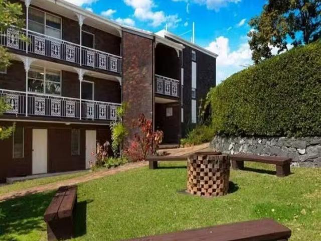 Unique 11/19 Stanley Terrace, Taringa, QLD 4068