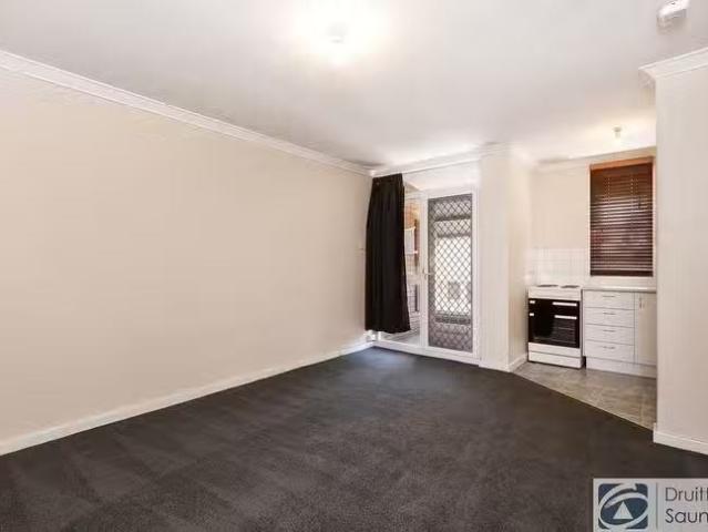 Charming 11/227 Scarborough Beach Road, Doubleview, WA 6018