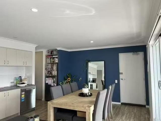 Unique 11/28 Pollard Street, Glendalough, WA 6016