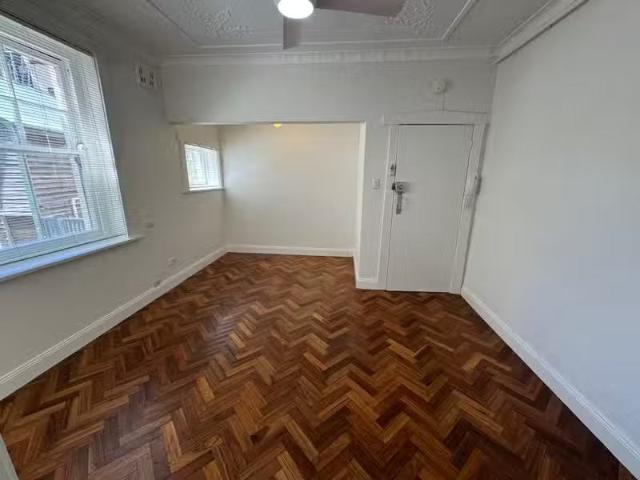 Cheap 11/35 Roslyn Street, Rushcutters Bay NSW 2011