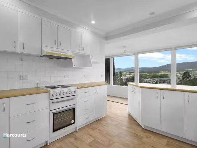 Just in! 11 Glen Huon Road, HUONVILLE, TAS 7109 House for Rent