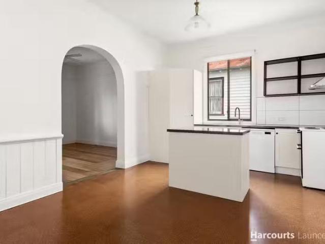 Unique 11 Doyle Street, INVERMAY, TAS 7248 House for Rent