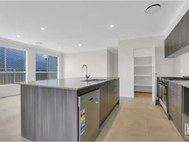 Rental! 11 Datura Lane, WOONGARRAH House for rent Listed by C.