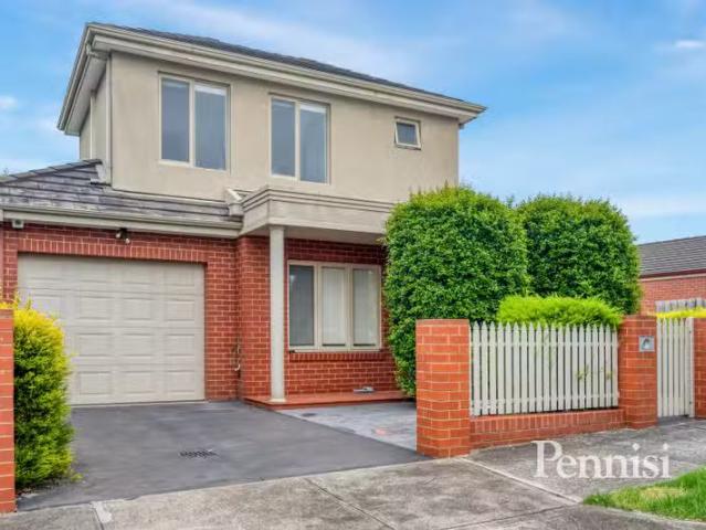 For Rent! 1/1 Elstone Court, Niddrie VIC 3042