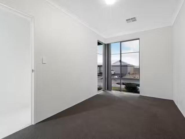 Cheap 11 Fallow Way, Alkimos, WA 6038