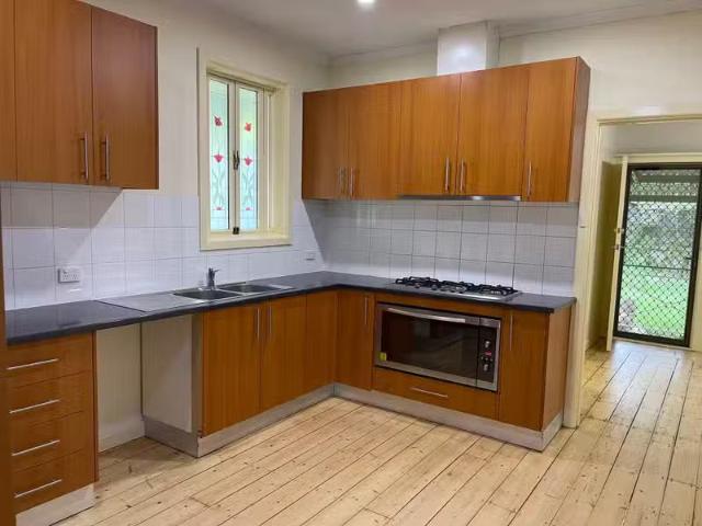 Charming 11 Kokoda Street, Heidelberg West VIC 3081