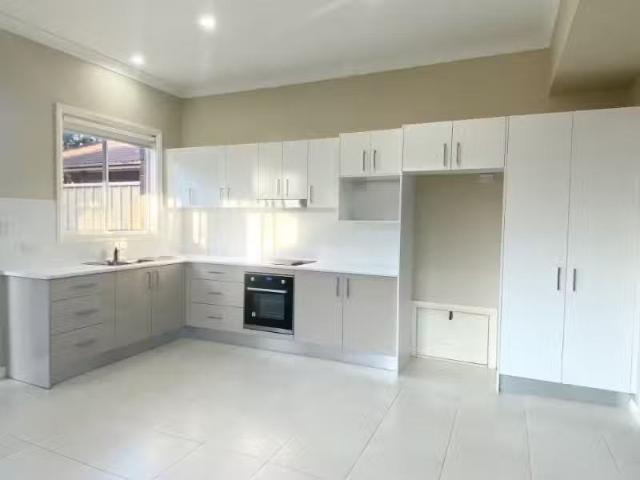 Rental! 11A Downing Ave, Cambridge Gardens House for rent Lis.