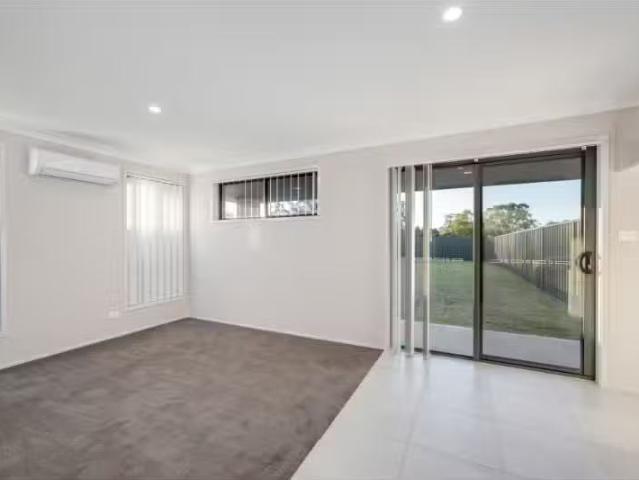 Nice 1/1A Grainger Crescent, DARLINGTON House for rent Listed.