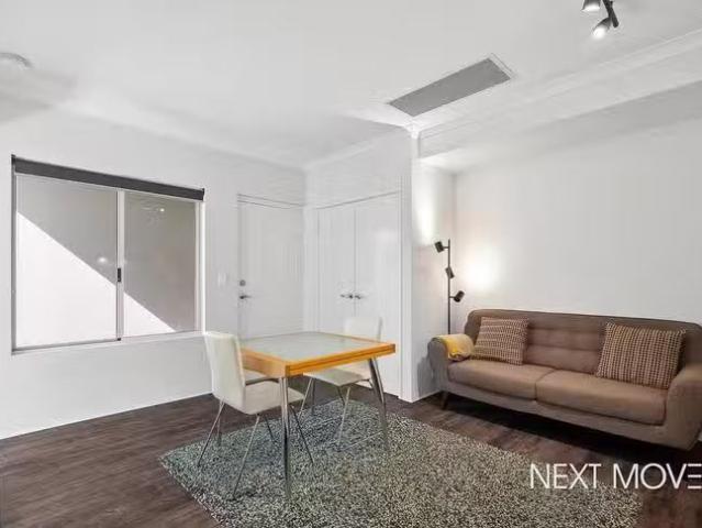 Nice 11A Salisbury Street, Bayswater, WA 6053
