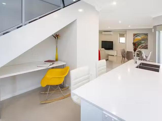 Just in! 1/256 Acton Avenue, Kewdale, WA 6105