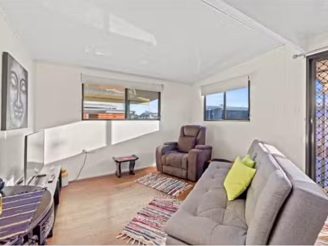 Cozy 1/25 Chinderah Bay Drive, CHINDERAH Apartment for rent L.