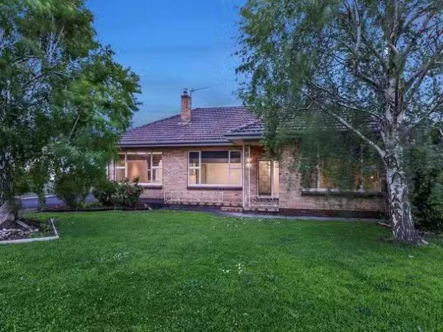 Cheap 127 Jubilee Highway West, Mount Gambier, SA 5290